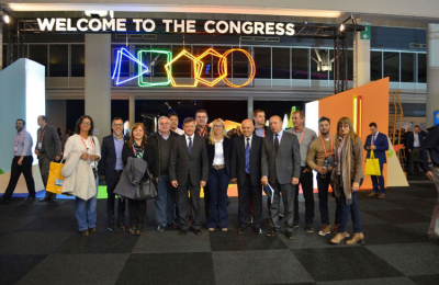 Peppo participó en Barcelona en el foro de ciudades inteligentes y hoy asiste a cumbre climática en Bonn