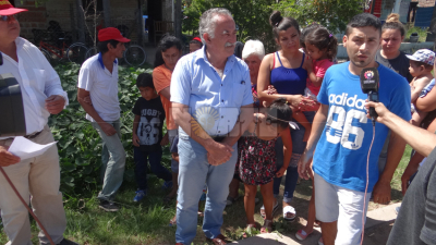Tiene dos hijos e hipoacusia y pide que no los desalojen de su casa