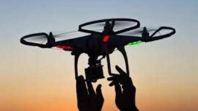 Dos argentinos detenidos por hacer volar un drone en la Plaza Roja