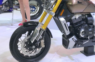 TVS presentó la primera moto híbrida