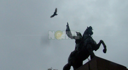 plaza01.jpg