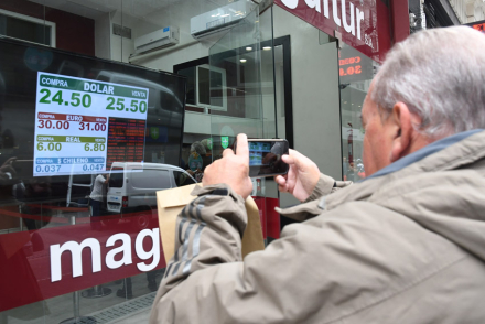 dolar.jpg