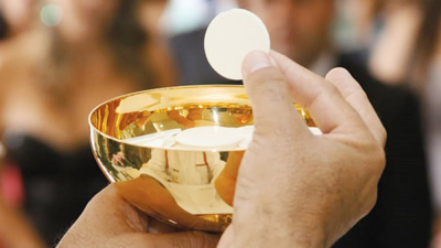 Cuerpo y Sangre de Cristo: la divinización de la historia