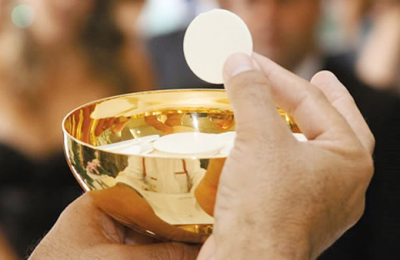Cuerpo y Sangre de Cristo: la divinización de la historia