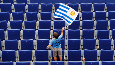 Uruguay busca el primer lugar del Grupo A ante una Rusia agrandada