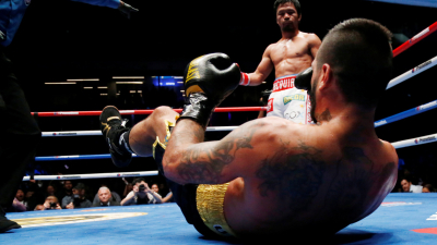 El argentino Matthysse no tuvo ninguna respuesta ante Pacquiao y terminó noqueado