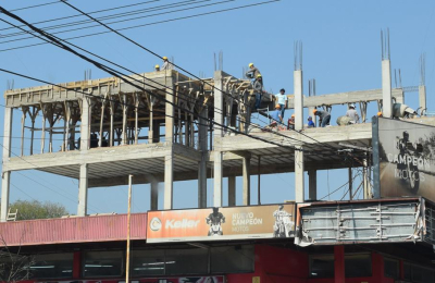 La construcción, entre la expectativa por los anuncios y una caída sin fondo