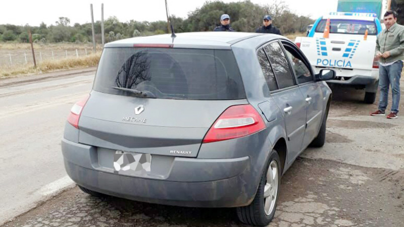 Robaron 200.000 pesos a una mujer en un estacionamiento
