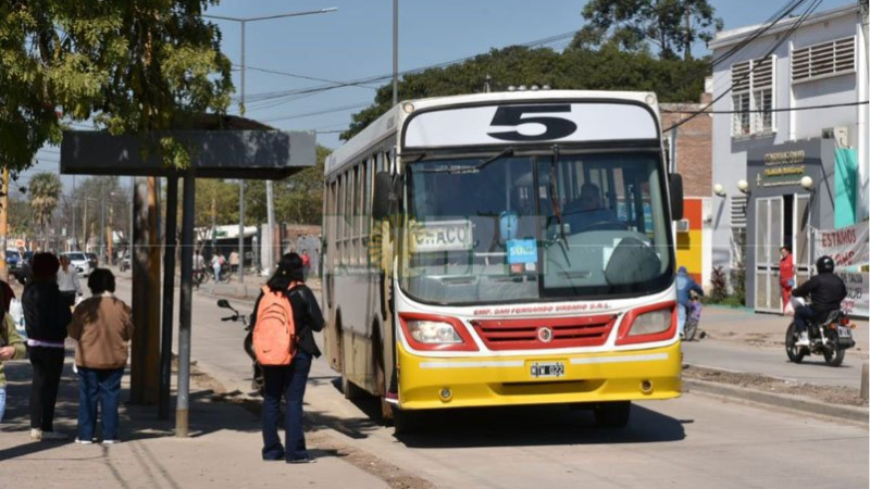 Se levantó el paro y desde las 4.40 del sábado habrá colectivos normalmente