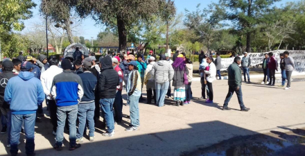 53-MANIFESTANTES BERMEJITO.JPG