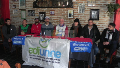 Docentes universitarios alertan por el futuro de la educación superior