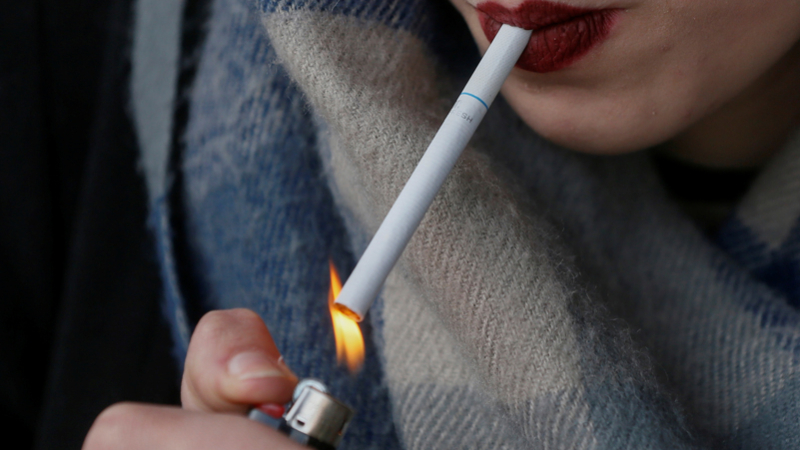 Aumentan los cigarrillos por cuarta vez en el año