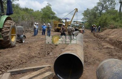 El gobierno obtuvo créditos por 400 millones de dólares que destinó a obras públicas