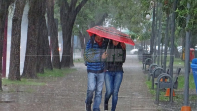 Activan protocolo de emergencia por las lluvias, viento y amenaza de granizo