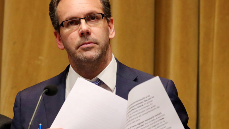 Sandleris asumió en el Banco Central: “Comienza una nueva etapa que dejará atrás las intervenciones cambiarias”