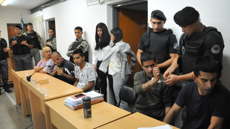 Dos víctimas de violentas entraderas pidieron declarar sin los barrabravas de Nueva Chicago