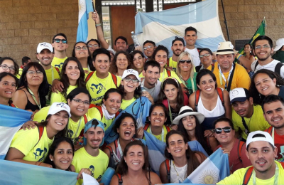 Una delegación chaqueña de 17 voluntarios recibirá hoy al Papa Francisco en Panamá