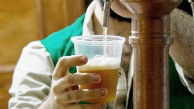 Resistencia y la cerveza se tiñen de verde para celebrar San Patricio