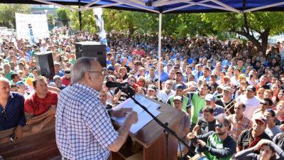 Sampayo reasumió como Secretario General del STM y anunció su candidatura a Intendente