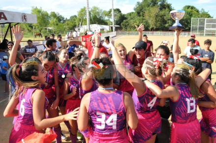 Regatas hockey.jpg
