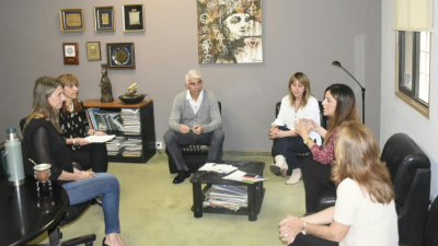 Ayala se reunió con la decana de la UNNE para avanzar en pasantías para egresados