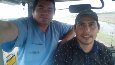 Enfermero salió a rescatar personas de zonas inundadas que necesitan atención médica