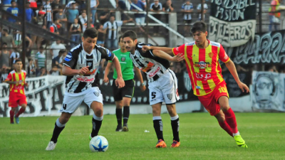 For Ever o Sarmiento: solamente habría un ascenso para los equipos de la zona Norte