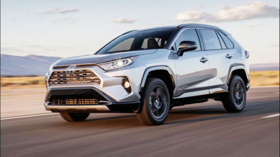Ya está en el Chaco la RAV4 - Hybrid