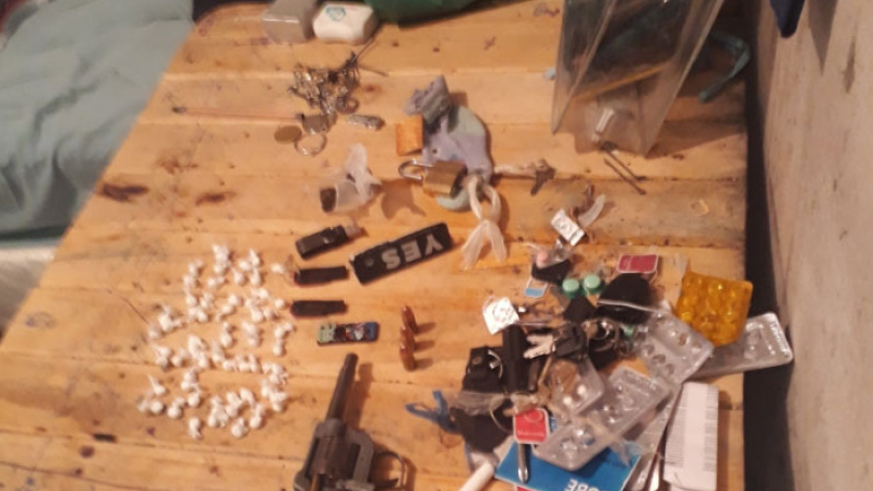 Villa del Oeste: un detenido, arma y 59 dosis de cocaína secuestradas