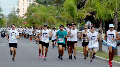 Maratón solidaria Aniversario del SPF a beneficio de Cáritas