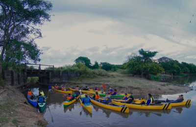 Campamento cultural y ecológico en el río Negro