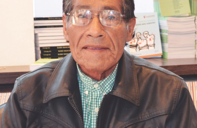 Orlando Sánchez y el rescate indispensable de relatos qom