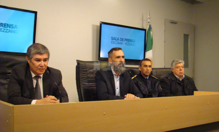 conferencia Lorena 3.jpg