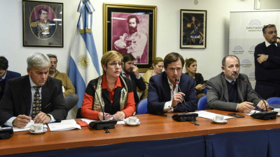 Discuten aplicar “juicio en ausencia” para el caso AMIA