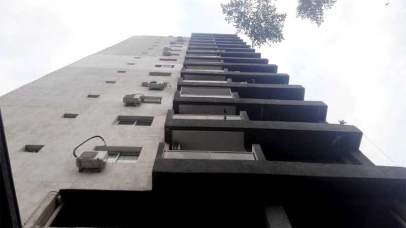Resistencia: investigan la muerte de una adolescente en un edificio céntrico