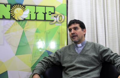 Un chaqueño que cumple su sacerdocio a 17.500 kilómetros de casa
