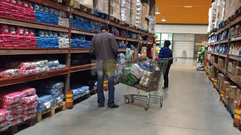 Devaluación: movimiento de precios y caída de demanda en mayoristas