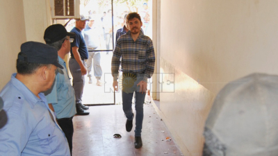 El Concejo Municipal aprobó la destitución del intendente de Miraflores