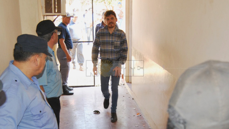 El Concejo Municipal aprobó la destitución del intendente de Miraflores