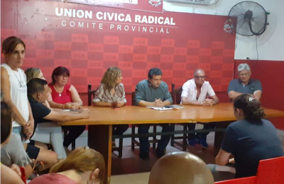 Suspendieron a dirigentes radicales que se sumaron a Gustavo Martínez y Sampayo