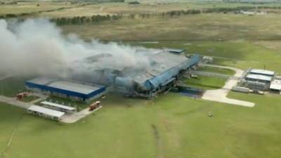 General Las Heras: gigantesco incendio destruyó fábrica de fiambres y embutidos