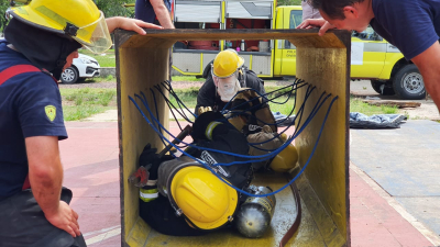 Bomberos de la Policía del Chaco capacitó al GOES