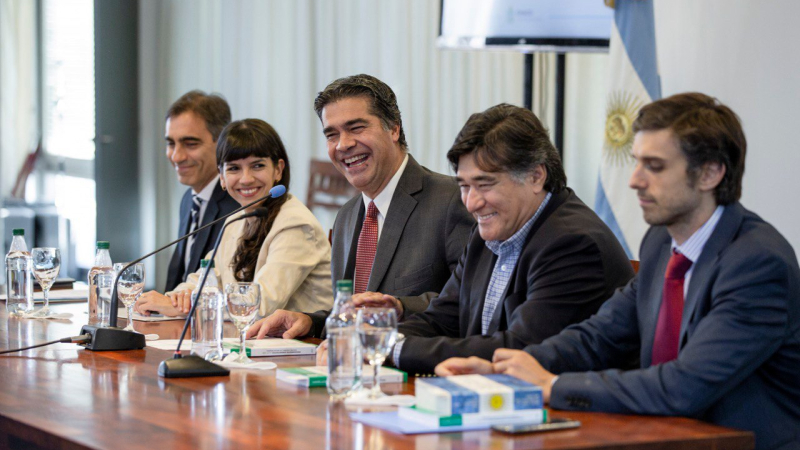 Zanini presentó el programa de formación de abogados del Estado