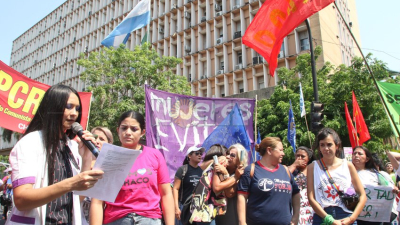En el #9M, una marcha multitudinaria y una consigna que resume reclamos: “La deuda es con nosotras”