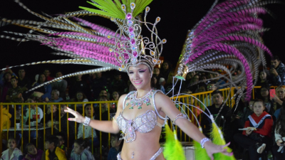 Perla Alma Sambera campeona de los carnavales de Charata