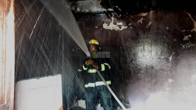 Pinedo: Dos menores casi incendian su casa por jugar con un encendedor