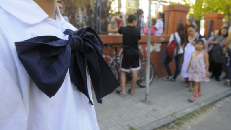Gobierno uruguayo suspende clases en todo el país dos semanas por coronavirus