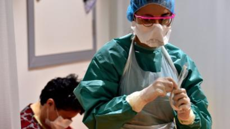 El gobierno del Chaco convoca a profesionales de la salud por la emergencia del COVID-19