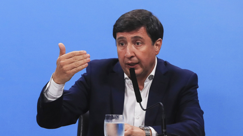 Renunció el funcionario que autorizó la polémica compra de alimentos