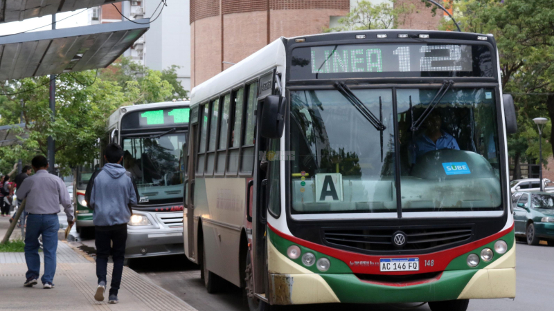Peligra el servicio de transporte: empresarios anticipan que no podrán completar los sueldos de marzo ni próximos